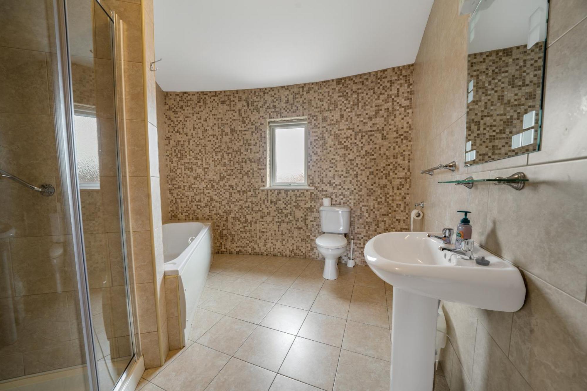 Downings Coastguard Cottages - Type B-E Екстериор снимка