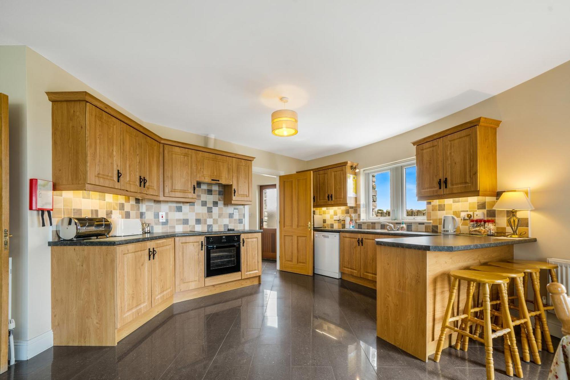 Downings Coastguard Cottages - Type B-E Екстериор снимка