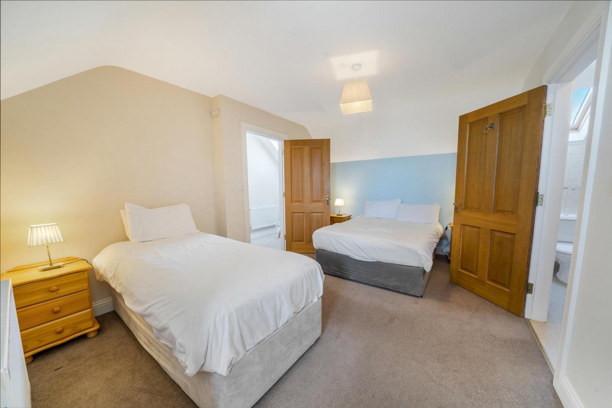 Downings Coastguard Cottages - Type B-E Екстериор снимка